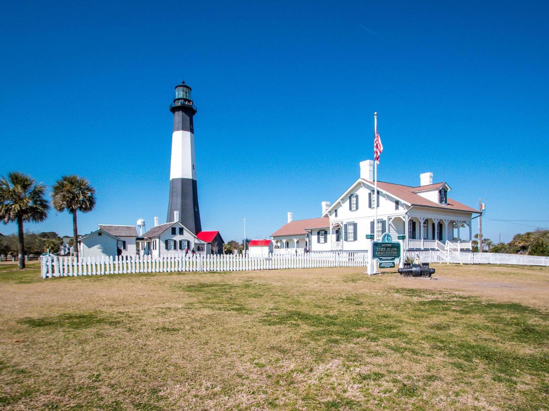 Salty Shores Villa Tybee Island Exterior photo